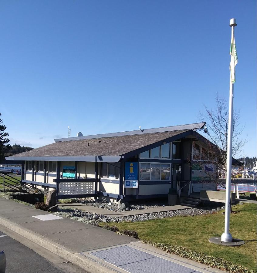 Haida Way Motor Inn พอร์ทแมคนีล ภายนอก รูปภาพ